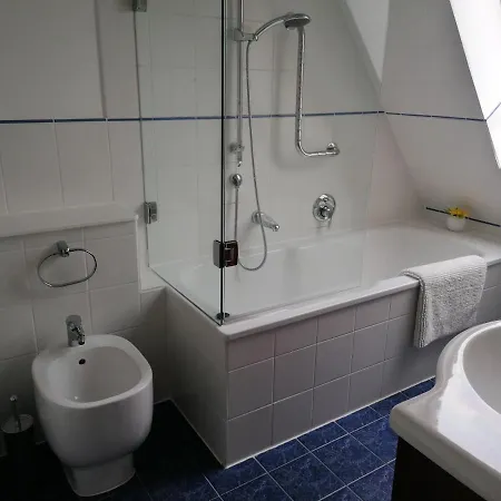 ゲストハウス Strandhotel Lindequist Sellin