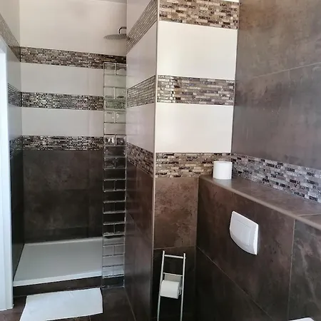 ゲストハウス Strandhotel Lindequist Sellin ゼリン